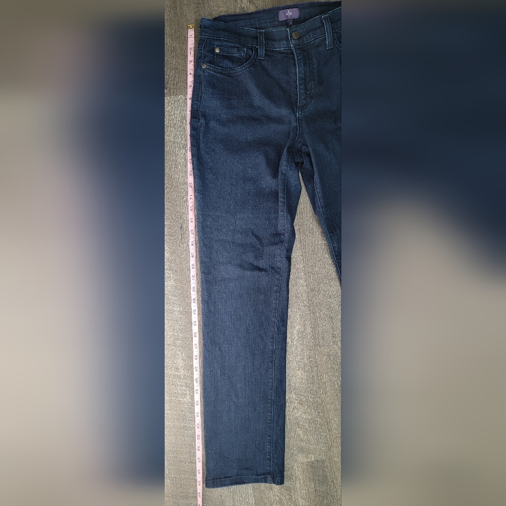 NYDJ Skinny Staight Leg Jean's Women's 4 Dark Wash Strech Denim Low-Mid Rise - Picture 10 of 15